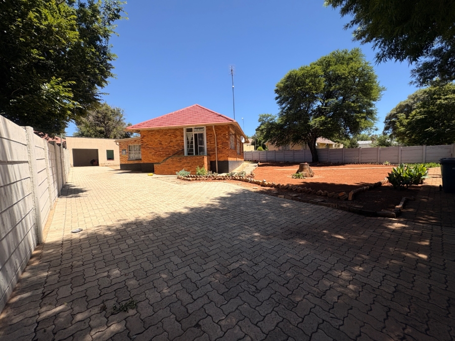 3 Bedroom Property for Sale in Stilfontein Ext 1 North West